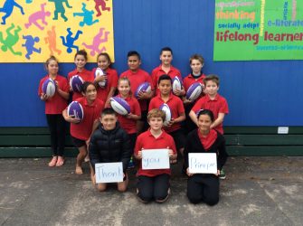 hikurangi-school-rugby-balls